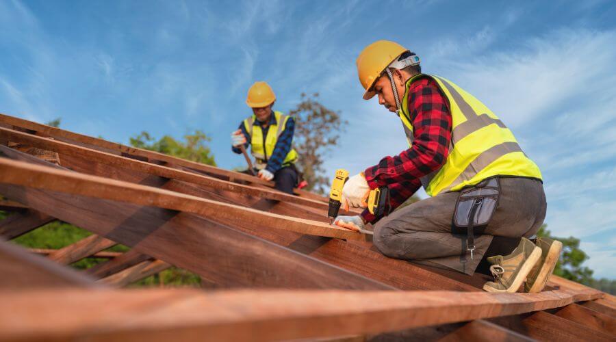 Professional Flat Roofing Installation services in Plantersville, TX